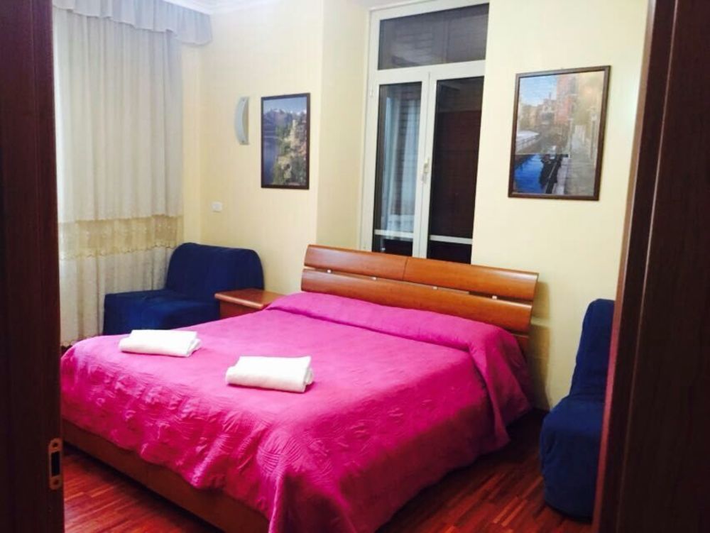 רומא Zhihua Guest House מראה חיצוני תמונה